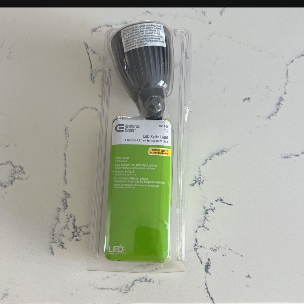 Commercial Electric LED Spike Light